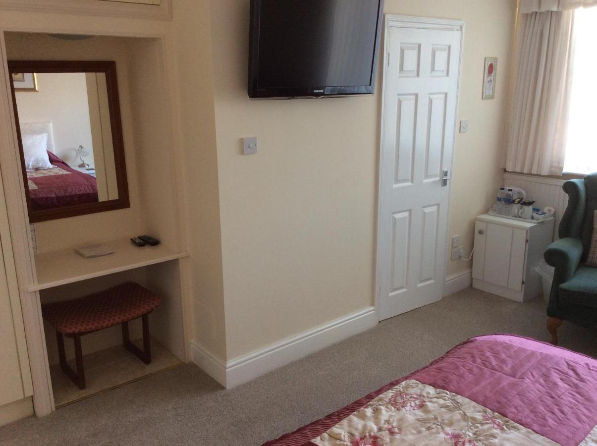 Highfield Guest House Sheringham Buitenkant foto