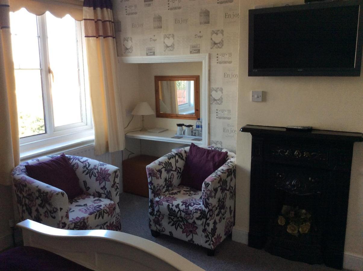Highfield Guest House Sheringham Buitenkant foto
